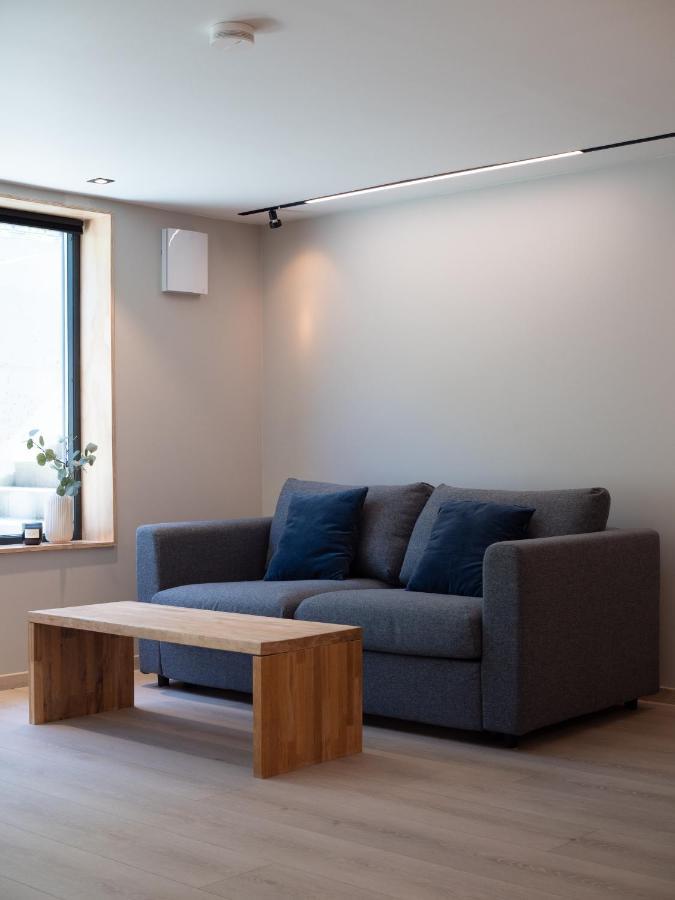Tastefull And Modern With Parking Apartment