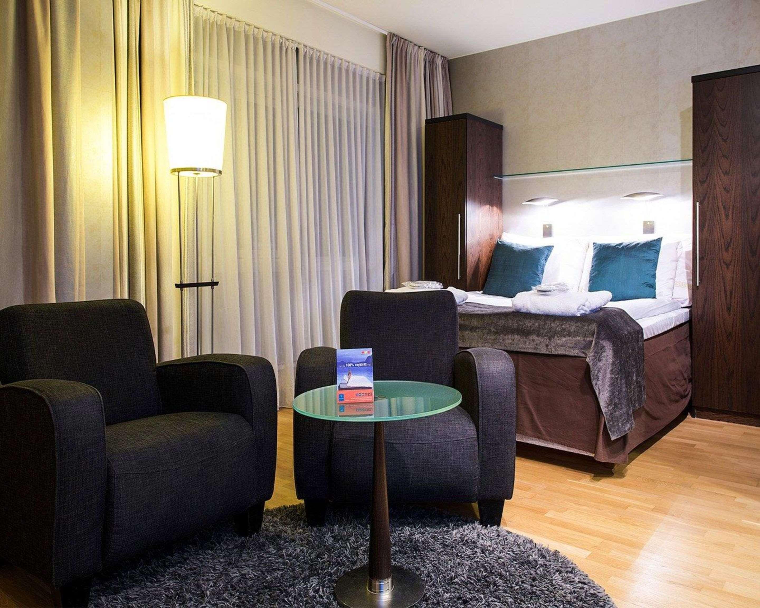 Aurora Hotel 4*