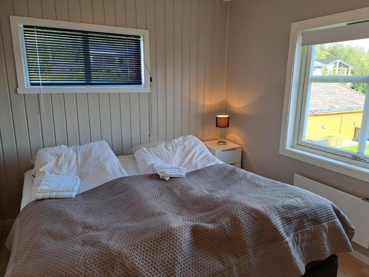 Warm And Cozy With Panoramic View Above The Center Tromso