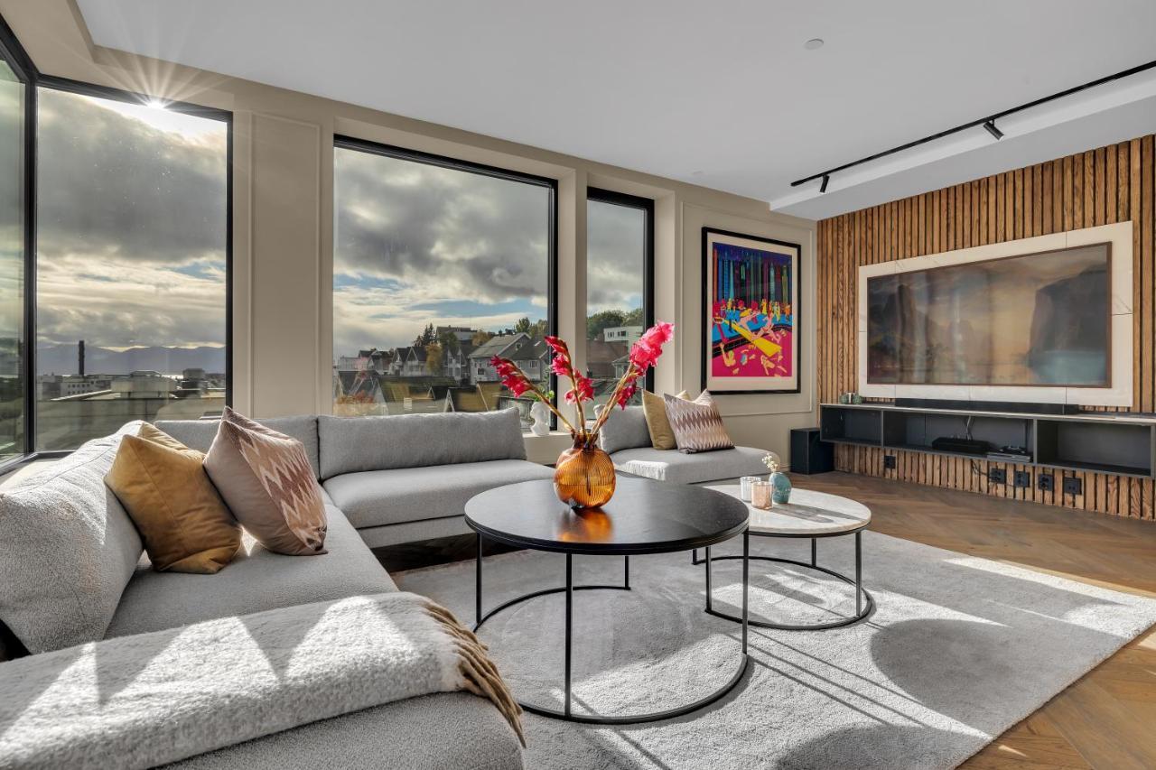 Penthouse In Downtown New *