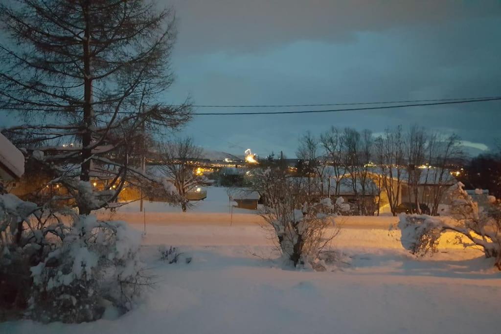 Spacious House In Tromso, Perfect For Groups Of Families, Tourists Or Workers Tromsø