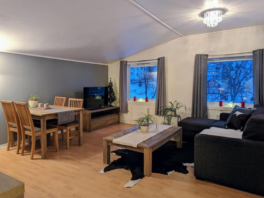 And Quiet In Centre Apartment Tromso