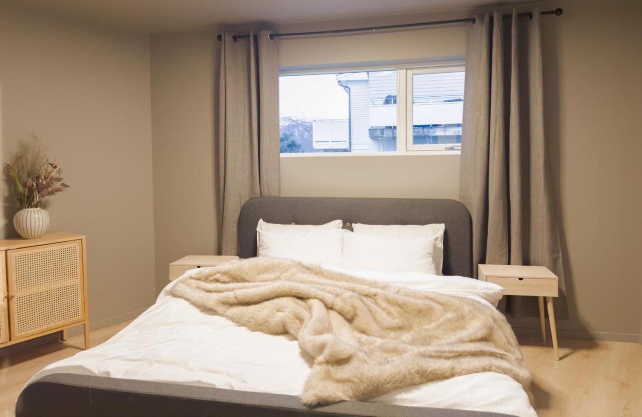 Staying 1 - New And Modern