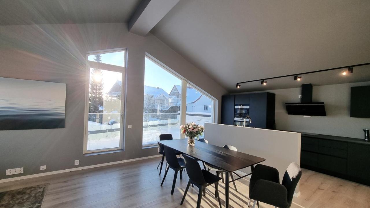 Staying 5 - New And Modern Leilighet