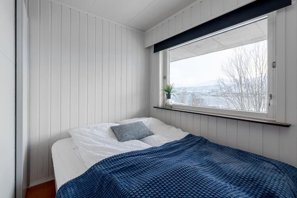 Modern In The Center Of The Island Apartment Tromsø