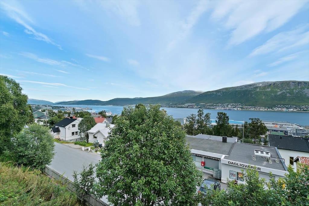 Apartment Stunning Views & Location In *
