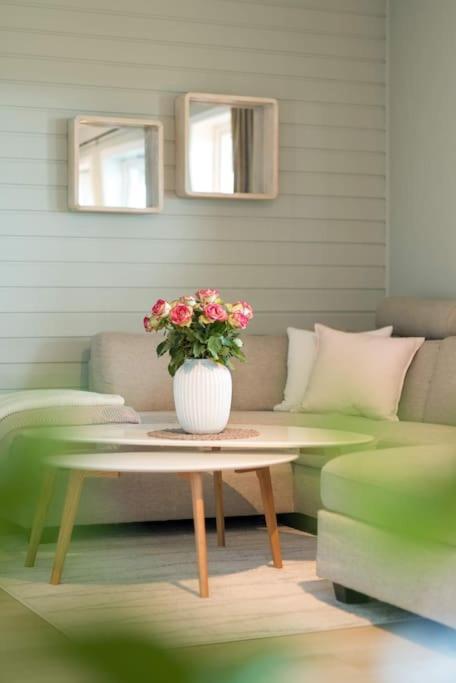 Spacious Modern Apartment, Close To Nature Appartement Tromsø