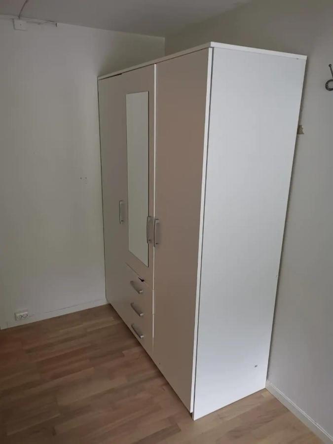 Apartment Big, Spacious With Free Parking *