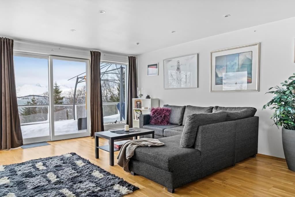 Central Panoramic Retreat Apartment *
