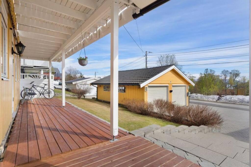 Apartment, 4km Fra Tromsosentrum. Flyplass 1.71km. Leilighet