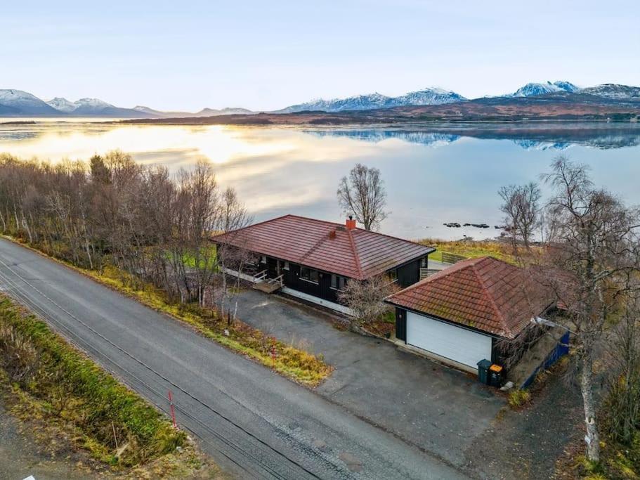 Appartement Hus Med Egen Strandlinje Tromsø