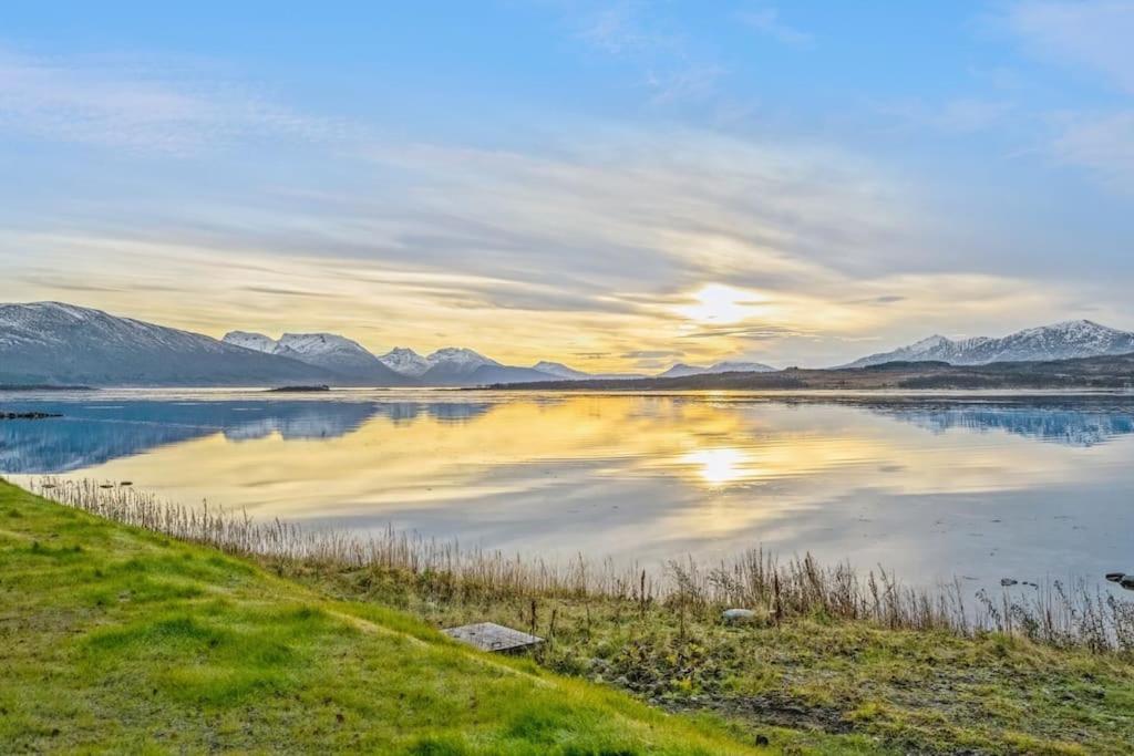 Hus Med Egen Strandlinje * Tromsø