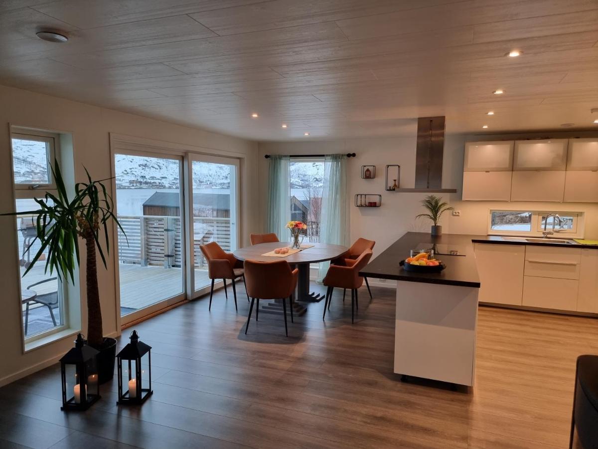 Kaldfjord Sea House Villa *