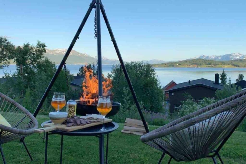 Familievennlig Enebolig Med Hage Og Utsikt Villa *