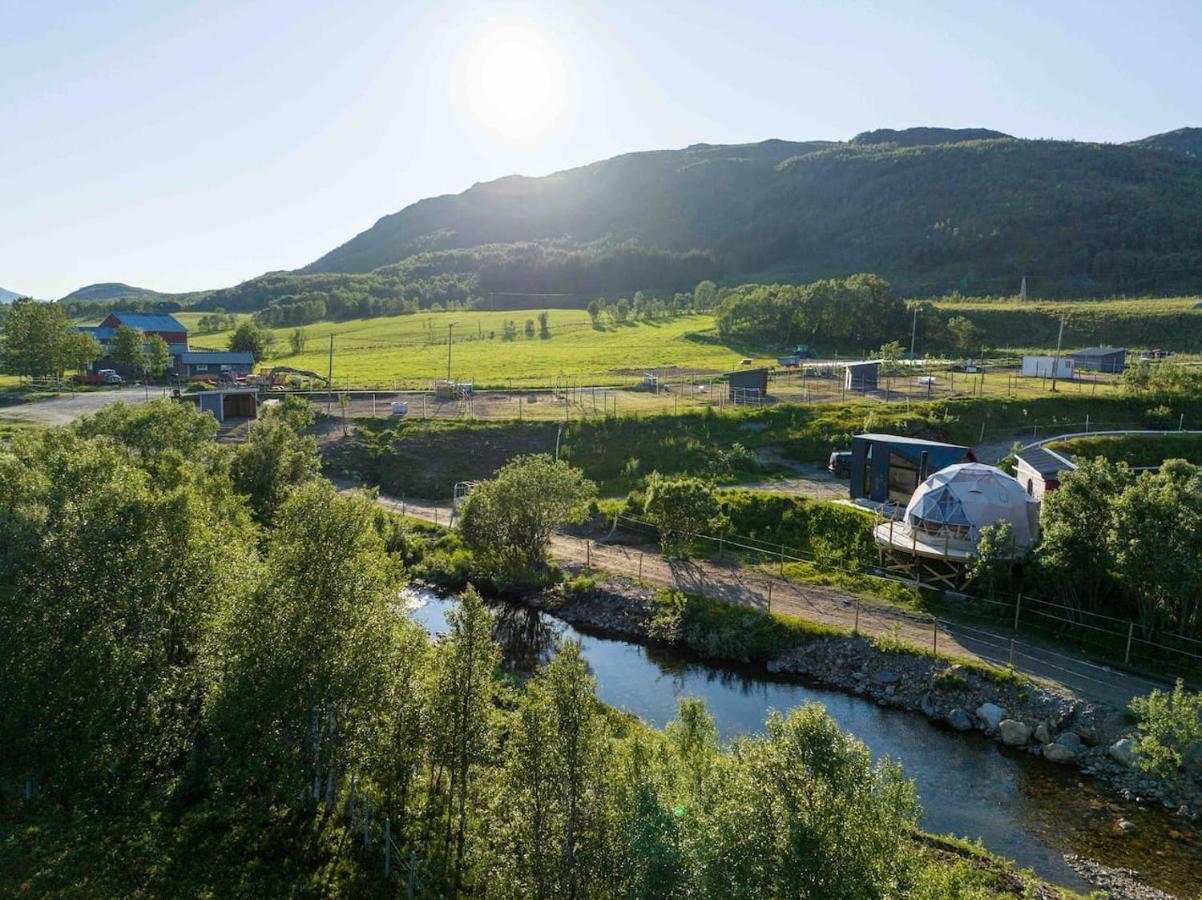 Luxury tent Storjord Glamping *