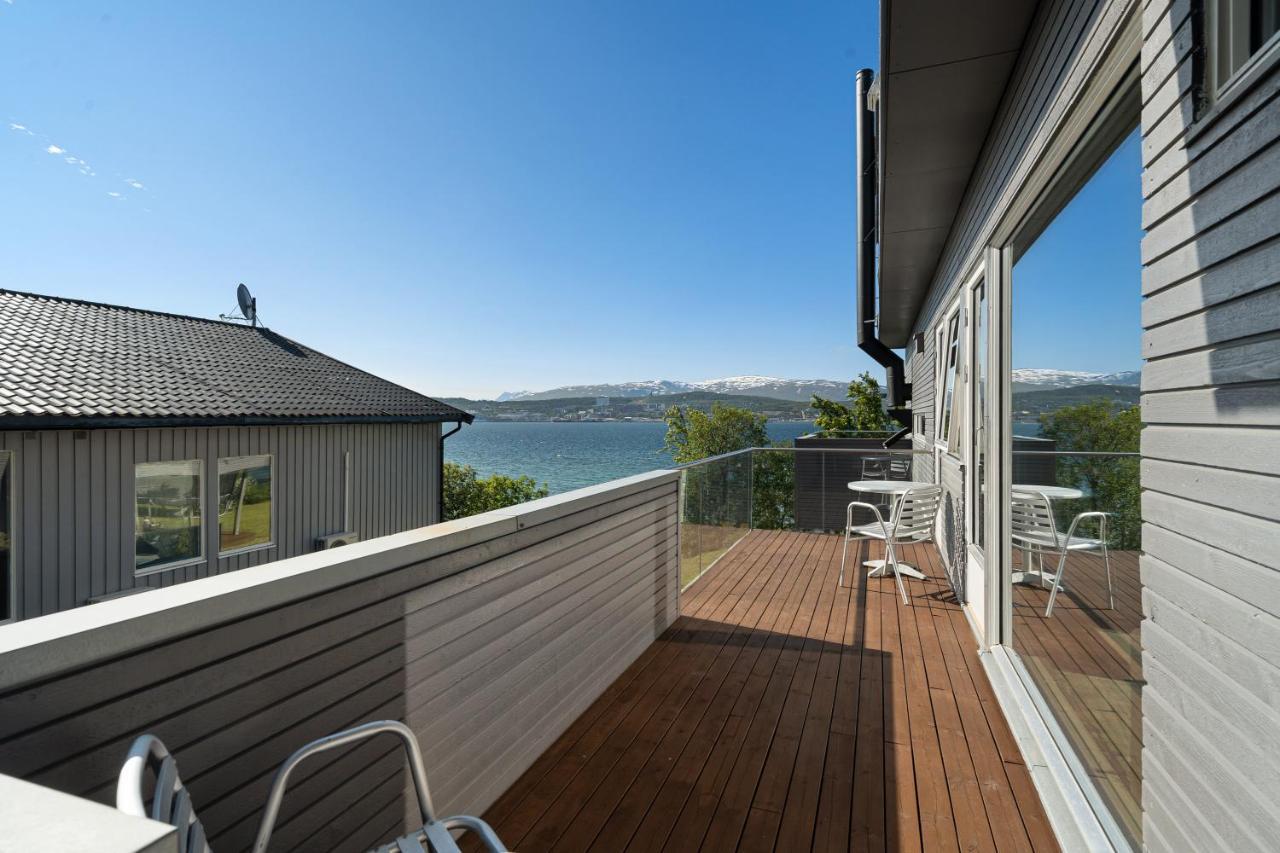Seaview W/terrace&parking Apartment