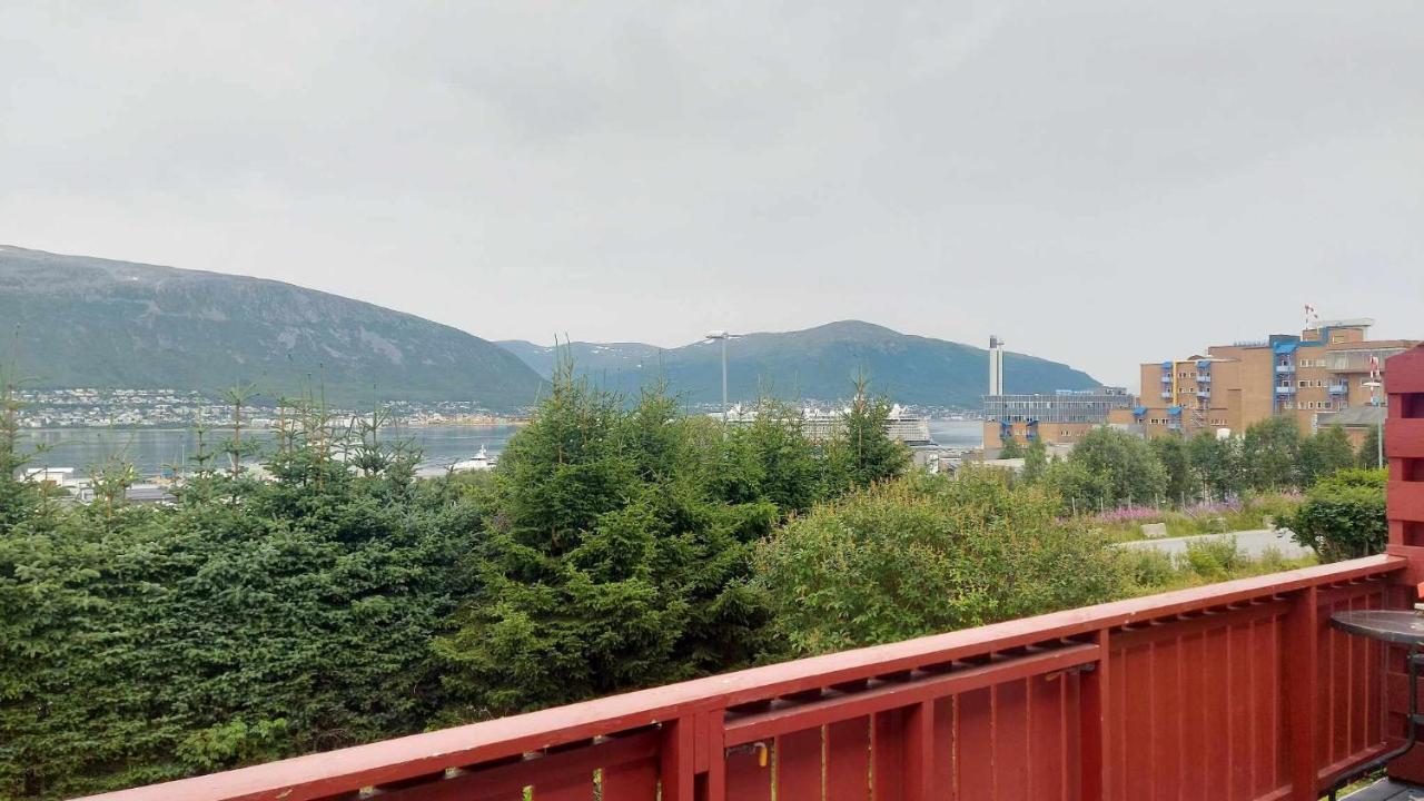 Apartment Feelhome 3 Bedroom Near Tromso