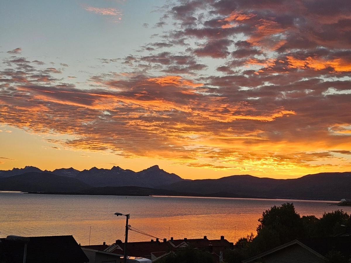 Casa Borealis A Specious New With A Spectacular View * Tromso