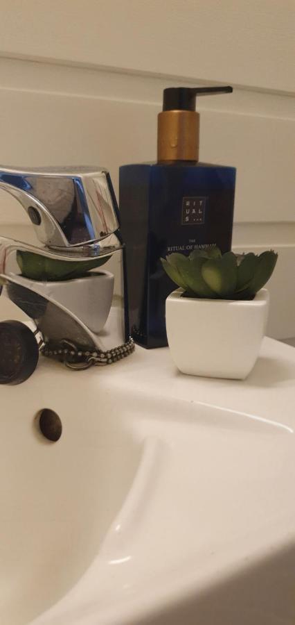 Leilighet Sentralt Pa Tromsoya Appartement