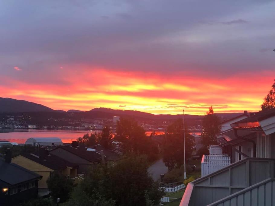Large House With Spectacular View Ferienhaus