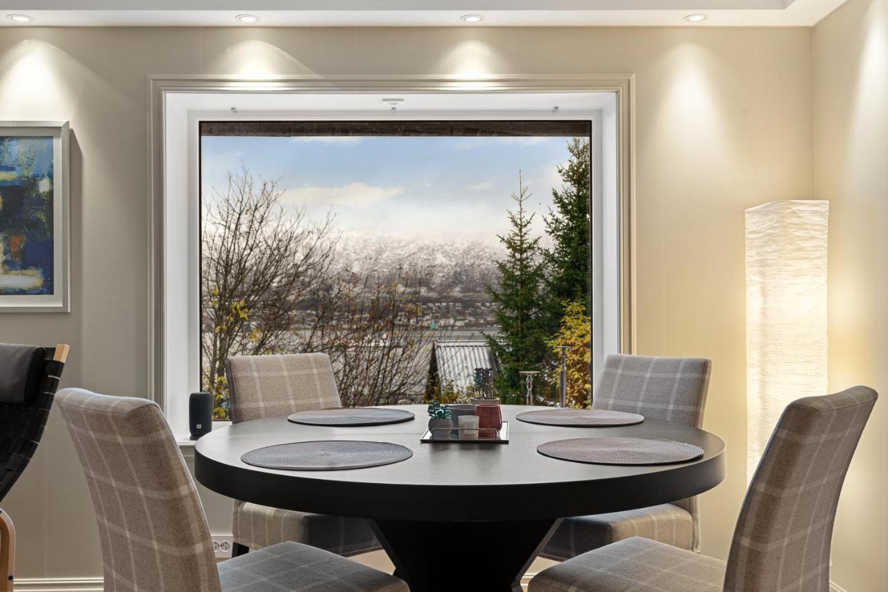 Appartement Cozy Elegant 2bedroom W/parking And View Tromsø
