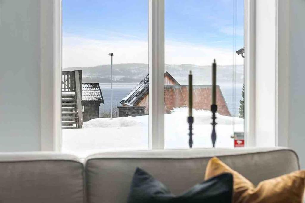 And Warm With Free Parking Tromsø
