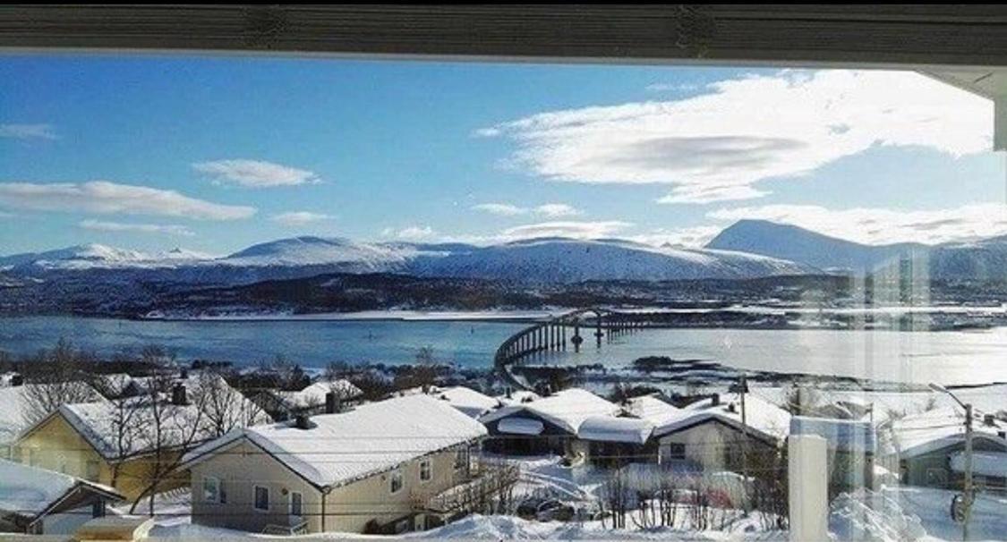 Moderne Og Trivelig Leilighet, Med Unik Utsikt Tromsø