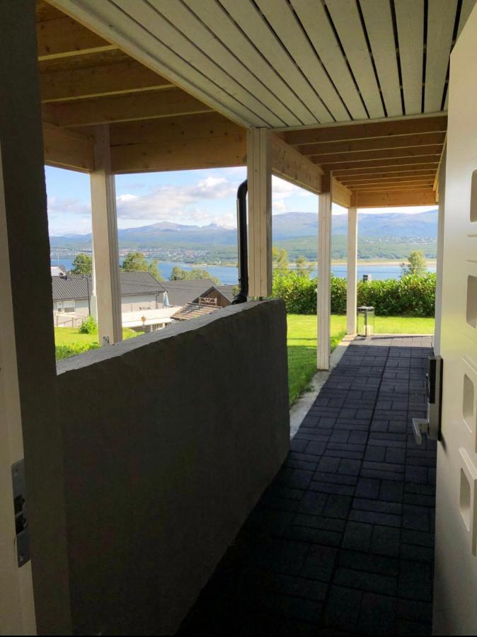 Moderne Og Trivelig Leilighet, Med Unik Utsikt Appartement