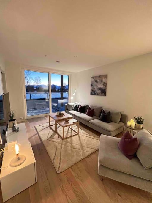 Apartment Ny I Nytt Bygg I Naturskjonne Omgivelser! Tromso