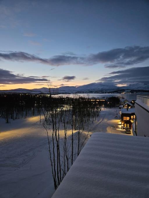 Ny I Nytt Bygg I Naturskjonne Omgivelser! * Tromso