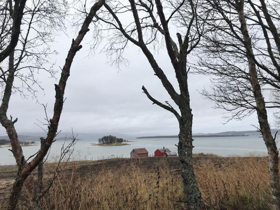 Smasletta Lodge, Kvaloya * Tromso