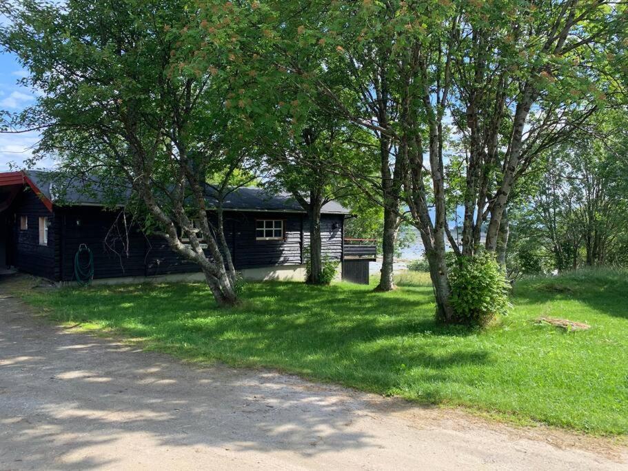 Smasletta Lodge, Kvaloya Holiday home Tromso