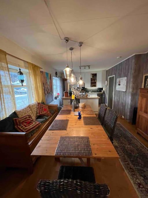 Apartment In The Heart Of The Aurora Borealis - *