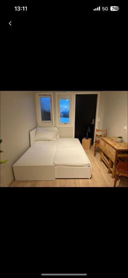Liten Koselig Hybelleilighet For 1 Til 2 Personer - Sentral Beliggenhet Og Gunstig Pris Apartment *
