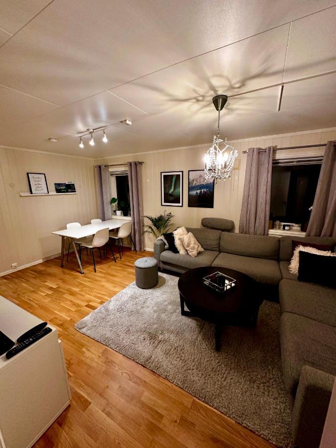 Cozy 2-bed On The Of Tromso! Apartment *