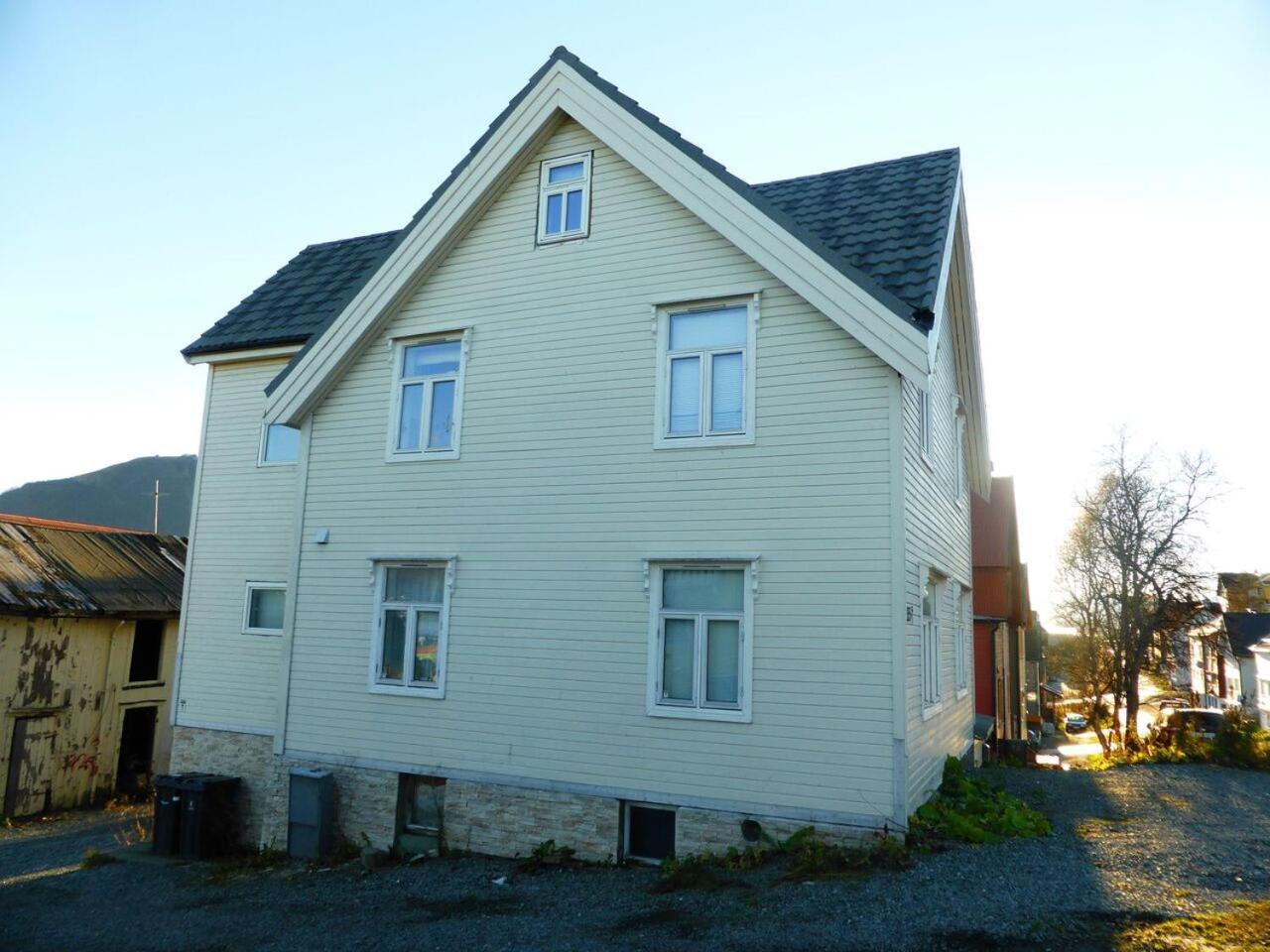 Sentrums Med Balkong Leilighet