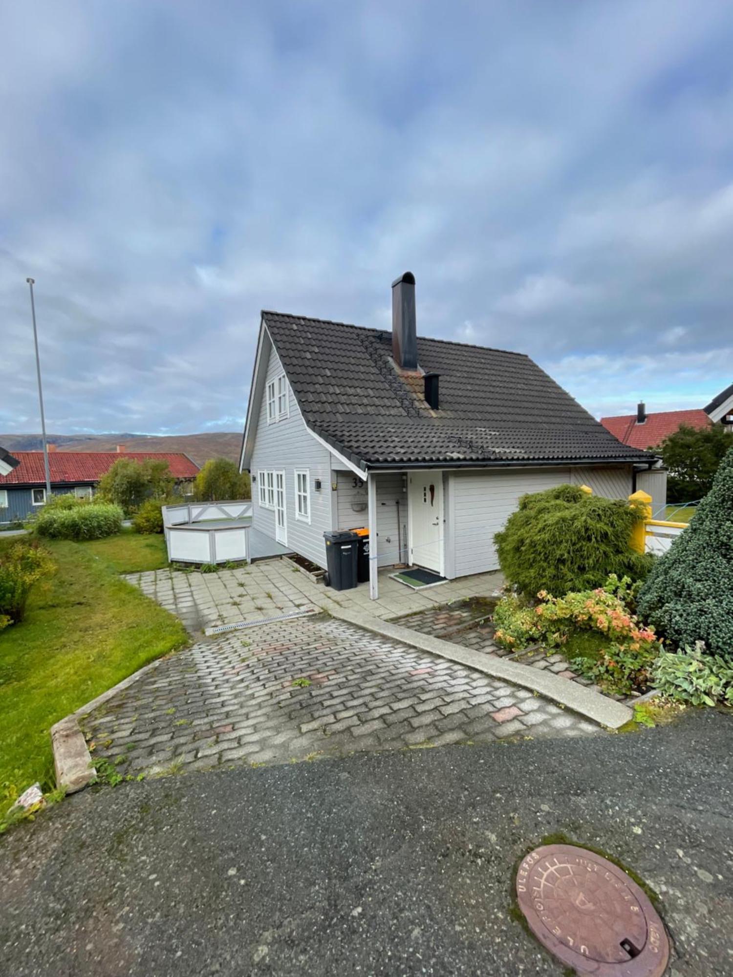 Holiday home Lovely House In