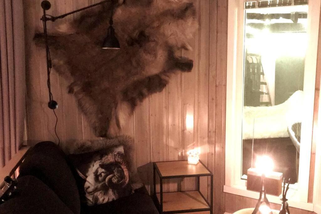 Sjarmerende Og Koselig Hytte Med Badstue Tromso