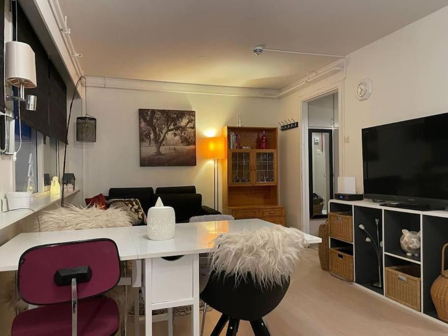 Apartment Koselig 1 Roms Leil. Sentralt. Tromso