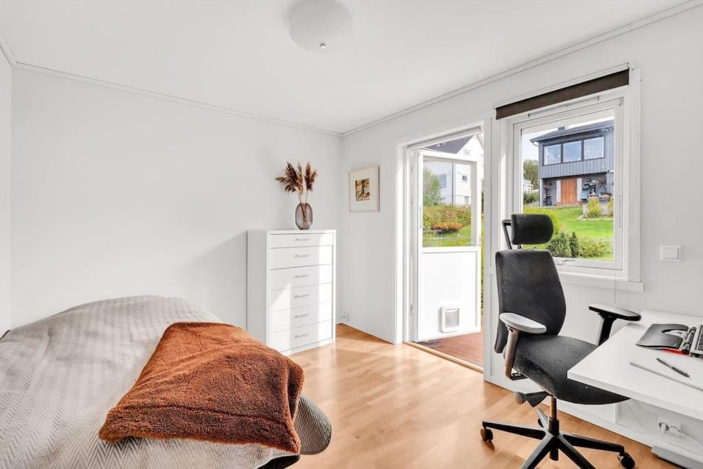 Moderne Sentralt Hjem Tromso
