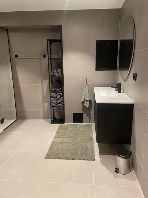 New, Modern With Fantastic View Appartement *