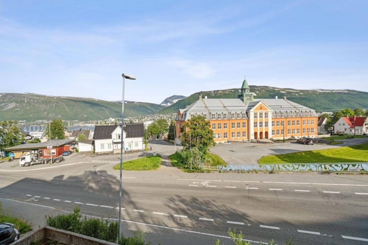 Semi-detached House Downtown * Tromso
