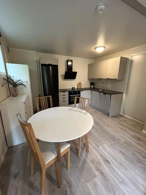 Apartment Moderne Studioleilighet Sor Tromsoya Tromso