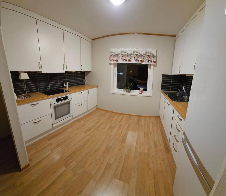Ferienhaus Tonsvik Enebolig *