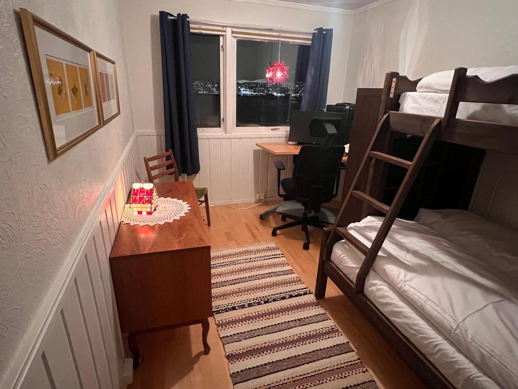 Large House With Spectacular View Holiday home Tromso