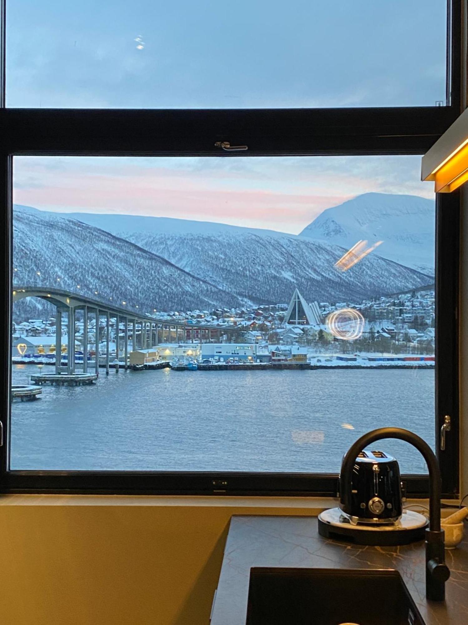 Vindlys Luxury Penthouse Apartment Tromso