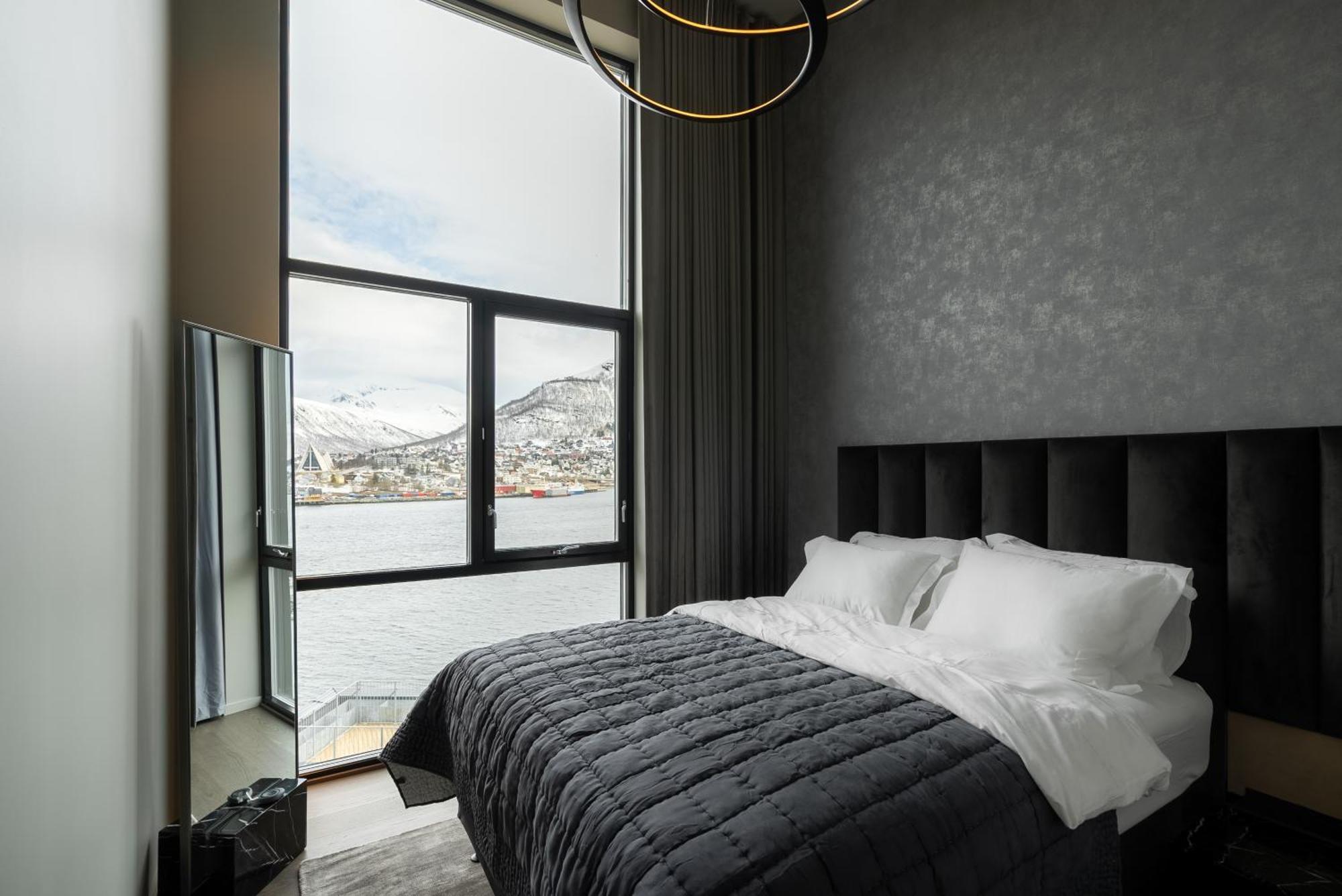 Apartment Vindlys Luxury Penthouse Tromso