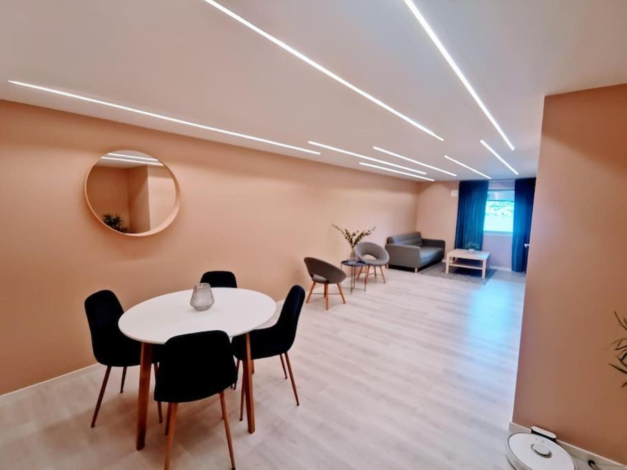 Apartment Stunning Views & Location In Tromso