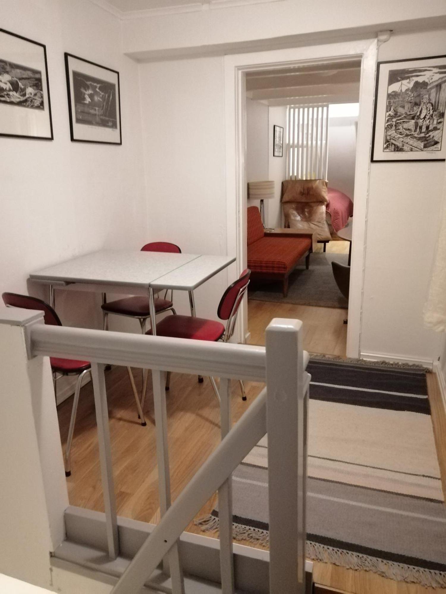 Sjarmerende Og Lysfylt Midt I * Tromso