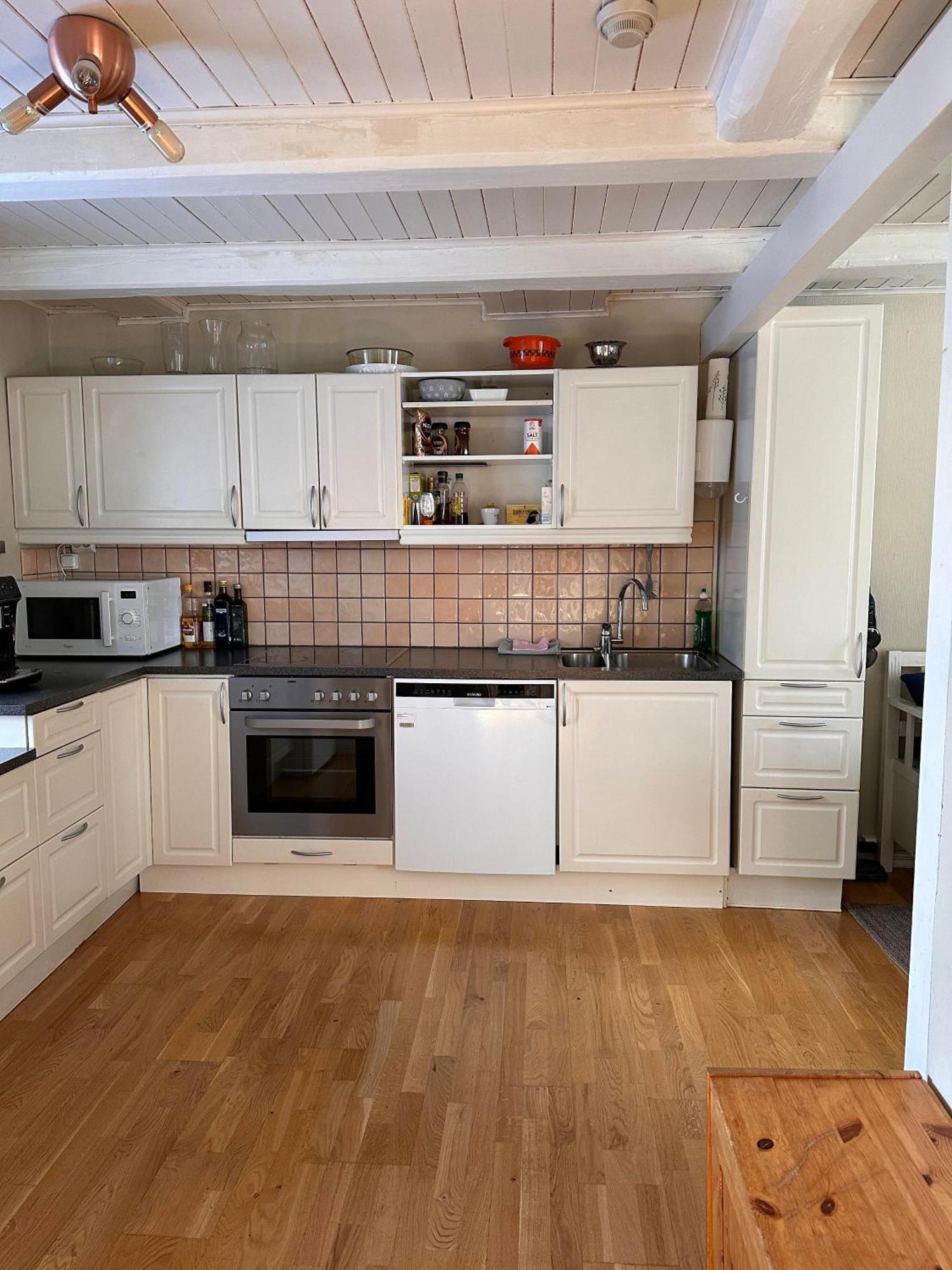 Tidligere Stall Omgjort Til Koselig Hjem I Sentrum Apartment Tromso